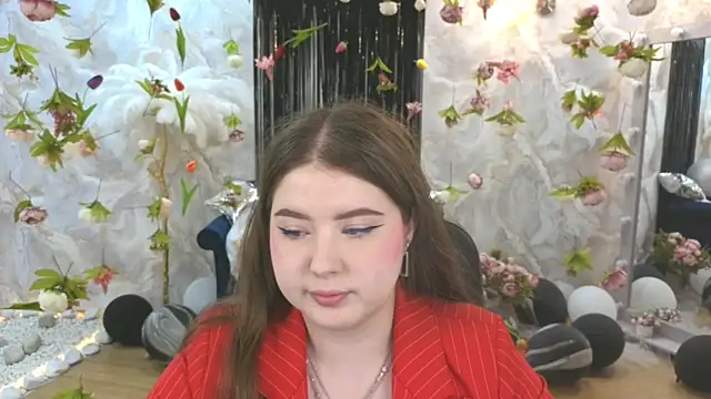 NicoleFoxery online show from July 18, 2026, 6:27 pm