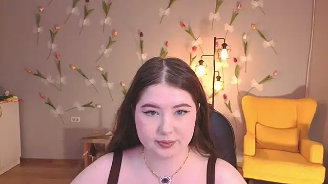 NicoleFoxery online show from July 4, 2026, 3:24 am