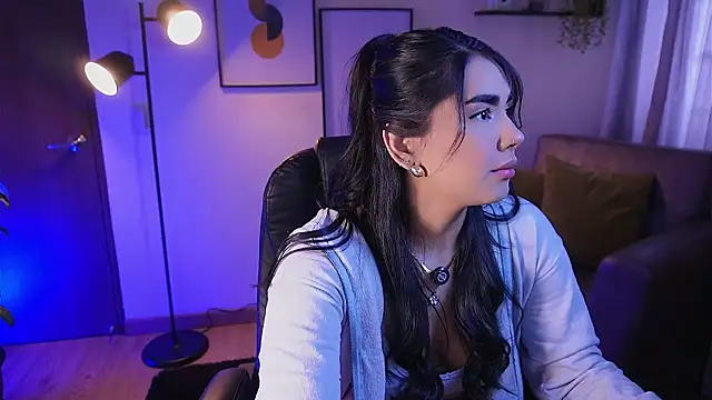 Snapshot of Isabella_dior chatting on November 21, 2025, 2:49 pm Isabella dior online show from November 21, 2025, 2:49 pm