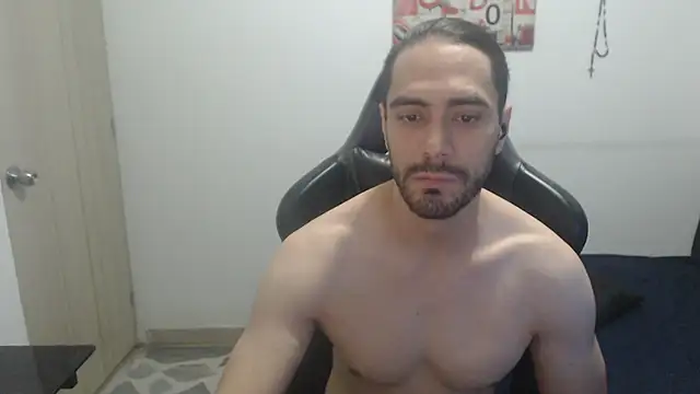 samuelgarcia  online show from January 12, 2026, 9:27 am