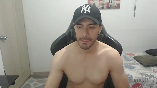 samuelgarcia  online show from July 20, 2026, 6:54 am