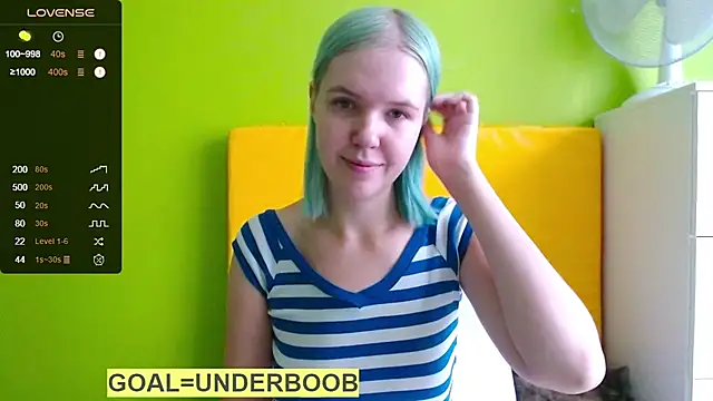 Snapshot of Ultra_Meow chatting on October 30, 2025, 11:19 am Ultra Meow online show from October 30, 2025, 11:19 am