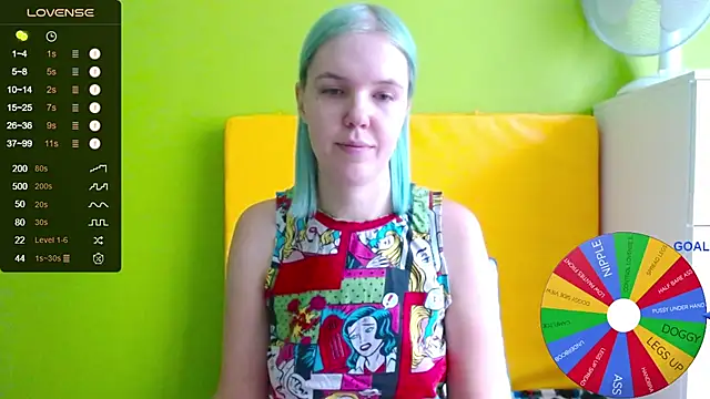 Snapshot of Ultra_Meow chatting on October 28, 2025, 9:41 am Ultra Meow online show from October 28, 2025, 9:41 am