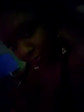 Snapshot of 6lue6a6y69 chatting on December 5, 2025, 4:22 am 6lue6a6y69 online show from December 5, 2025, 4:22 am