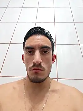 TommyMomentum online show from December 2, 2025, 8:21 pm