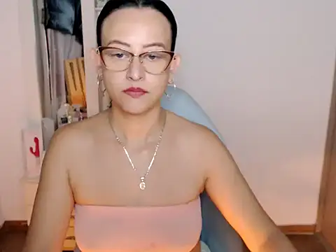 Snapshot of BOREAL_MOON chatting on June 25, 2026, 2:09 am BOREAL MOON online show from June 25, 2026, 2:09 am