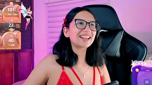 Snapshot of Luniverse chatting on December 19, 2024, 11:57 pm Luniverse online show from December 19, 2024, 11:57 pm