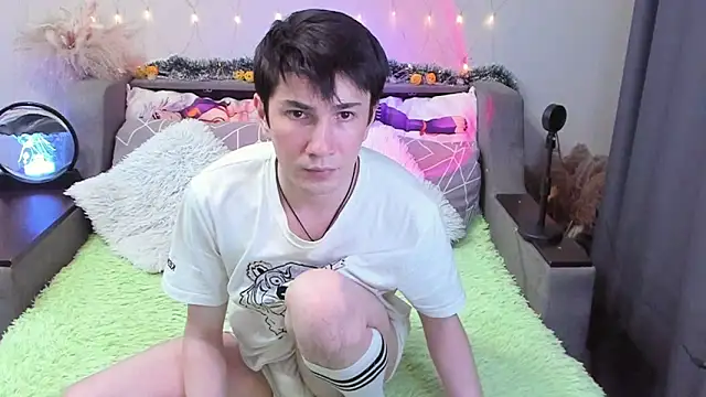 Yumi steve online show from November 14, 2025, 3:26 pm