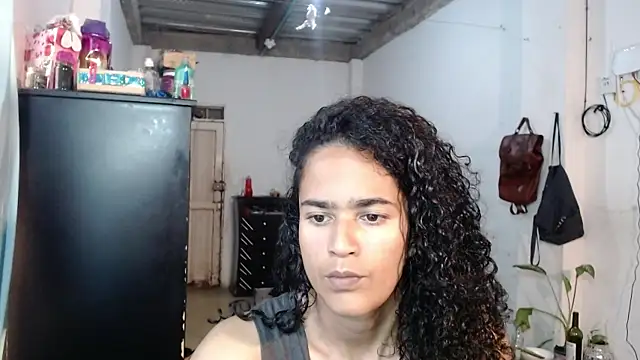 Snapshot of jasminne_ chatting on December 13, 2024, 3:54 pm jasminne online show from December 13, 2024, 3:54 pm