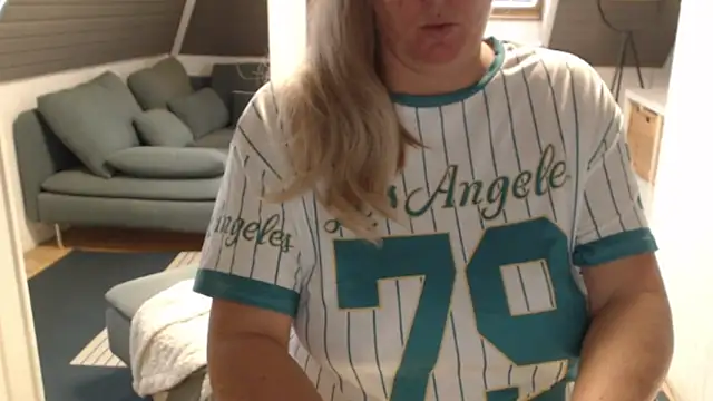 KimMitchelli online show from January 13, 2026, 11:25 am