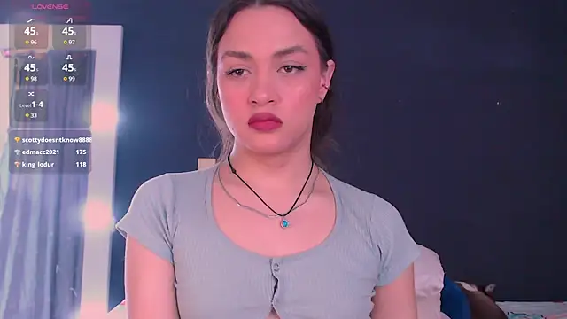 valen thompson online show from December 15, 2024, 10:04 pm