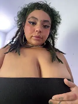 PrincessLauren420 online show from April 27, 2026, 9:24 pm