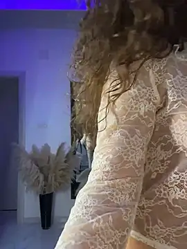 Snapshot of Marilyn_La_Rose chatting on February 7, 2026, 8:06 pm Marilyn La Rose online show from February 7, 2026, 8:06 pm