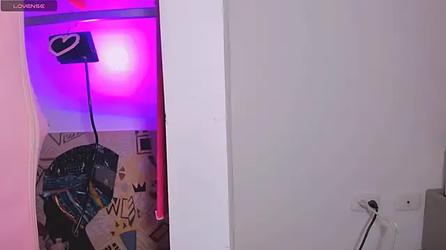 KataFerreira777 online show from September 14, 2025, 12:22 am