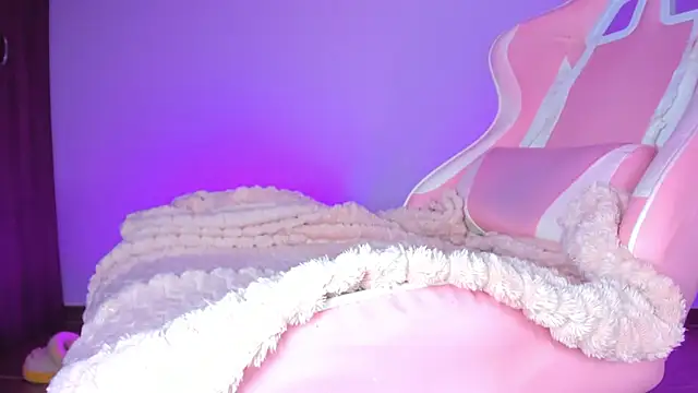 KataFerreira777 online show from March 17, 2026, 3:48 pm