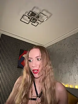 Snapshot of RockQueen_A chatting on November 30, 2025, 5:08 am RockQueen A online show from November 30, 2025, 5:08 am