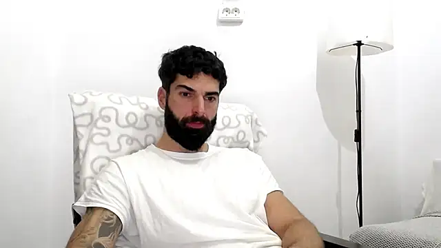 Verycutex online show from December 16, 2025, 6:50 am