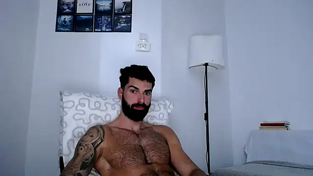 Verycutex online show from November 1, 2025, 7:35 am