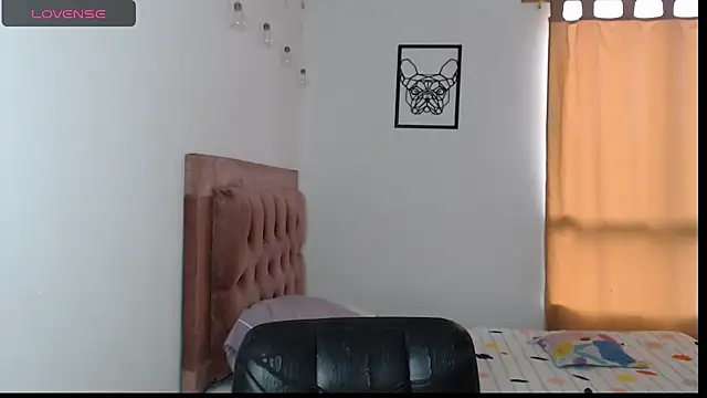 Snapshot of selena_ferri chatting on November 3, 2025, 8:01 pm selena ferri online show from November 3, 2025, 8:01 pm