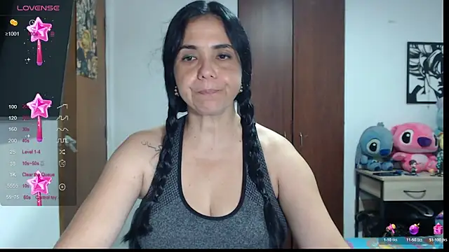Snapshot of selena_ferri chatting on March 21, 2025, 1:56 am selena ferri online show from March 21, 2025, 1:56 am