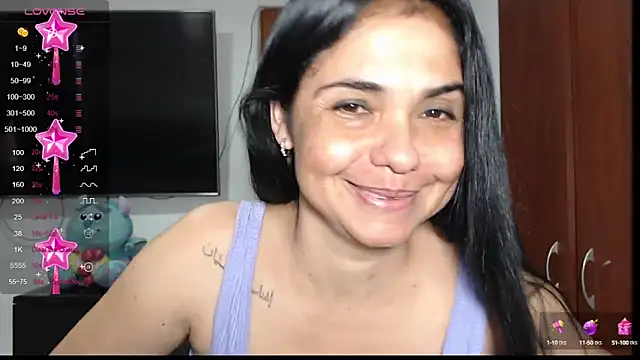 Snapshot of selena_ferri chatting on February 8, 2025, 9:04 pm selena ferri online show from February 8, 2025, 9:04 pm