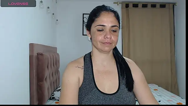 Snapshot of selena_ferri chatting on November 6, 2025, 2:59 am selena ferri online show from November 6, 2025, 2:59 am