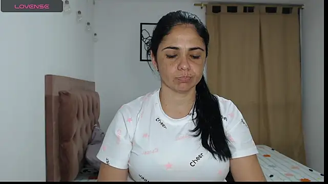 Snapshot of selena_ferri chatting on November 7, 2025, 2:49 am selena ferri online show from November 7, 2025, 2:49 am