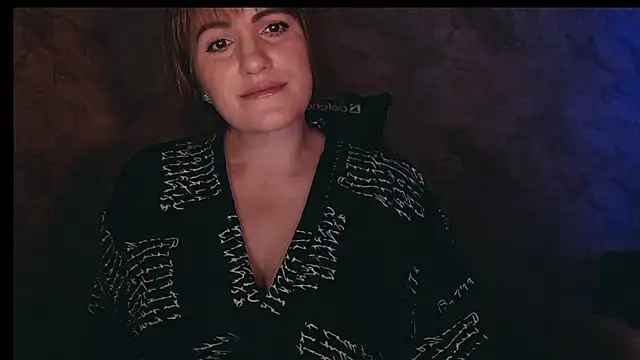 Snapshot of _letty_ chatting on November 1, 2025, 10:14 pm letty online show from November 1, 2025, 10:14 pm