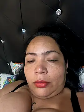 NIKOLE1301 online show from April 30, 2026, 7:43 pm
