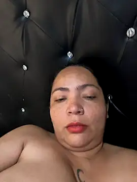 NIKOLE1301 online show from April 24, 2026, 3:36 pm