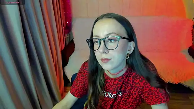 Snapshot of CurlySteph chatting on November 21, 2025, 7:13 pm CurlySteph online show from November 21, 2025, 7:13 pm