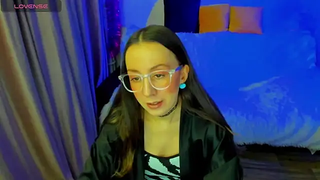 CurlySteph online show from February 5, 2026, 8:48 pm