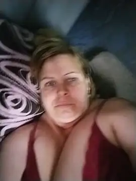 Snapshot of EvaCristal chatting on July 11, 2026, 1:17 am EvaCristal online show from July 11, 2026, 1:17 am