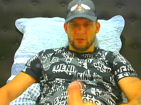 Snapshot of altenori112 chatting on June 4, 2026, 8:46 pm altenori112 online show from June 4, 2026, 8:46 pm