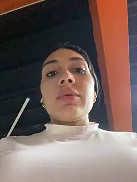 LaanaCooper online show from February 11, 2025, 7:38 pm