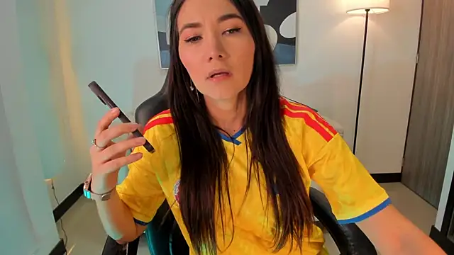SaraParker  online show from June 27, 2026, 4:57 pm