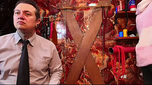 boy n girl online show from March 11, 2026, 10:42 am