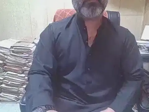 hairymaster95 online show from October 17, 2025, 3:43 am