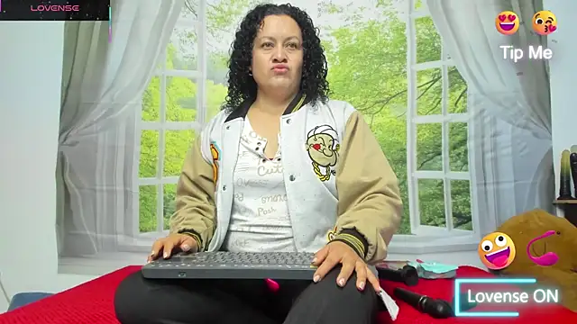 nikool32 online show from October 20, 2025, 12:17 pm