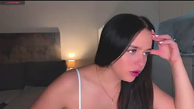 Megan Nilson online show from February 12, 2025, 6:30 pm