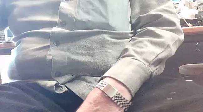 Snapshot of HaraldGermany chatting on January 26, 2025, 3:25 pm HaraldGermany online show from January 26, 2025, 3:25 pm