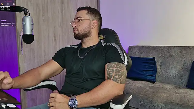 mr david cox online show from March 3, 2025, 12:50 pm