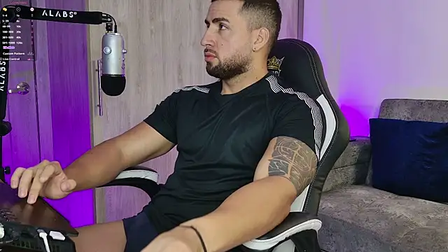 mr david cox online show from February 17, 2025, 11:44 am