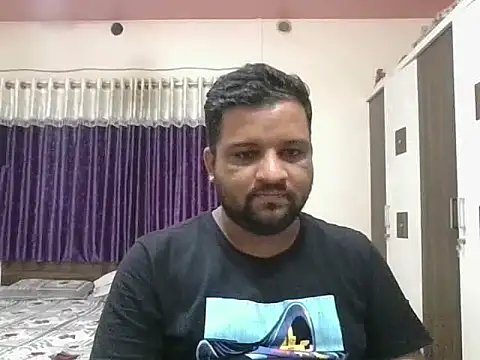 Snapshot of dhruv_love chatting on June 18, 2026, 1:27 pm dhruv love online show from June 18, 2026, 1:27 pm