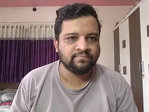 Snapshot of dhruv_love chatting on July 24, 2026, 4:52 am dhruv love online show from July 24, 2026, 4:52 am