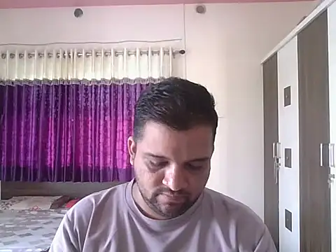 Snapshot of dhruv_love chatting on October 24, 2025, 3:49 am dhruv love online show from October 24, 2025, 3:49 am