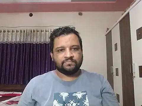 Snapshot of dhruv_love chatting on July 31, 2026, 8:25 am dhruv love online show from July 31, 2026, 8:25 am
