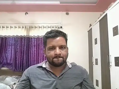 Snapshot of dhruv_love chatting on June 19, 2026, 11:38 am dhruv love online show from June 19, 2026, 11:38 am