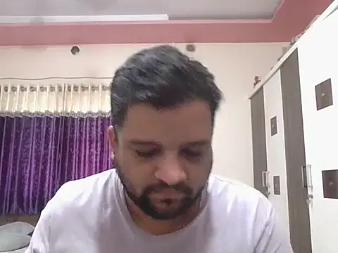 Snapshot of dhruv_love chatting on June 22, 2026, 10:56 am dhruv love online show from June 22, 2026, 10:56 am