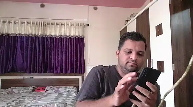 dhruv love online show from February 17, 2025, 8:41 am